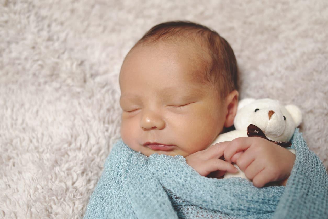 Blanket or Baby Sleep Sack: Sleep Safety for Your Infant - Sew Sweet Minky Designs