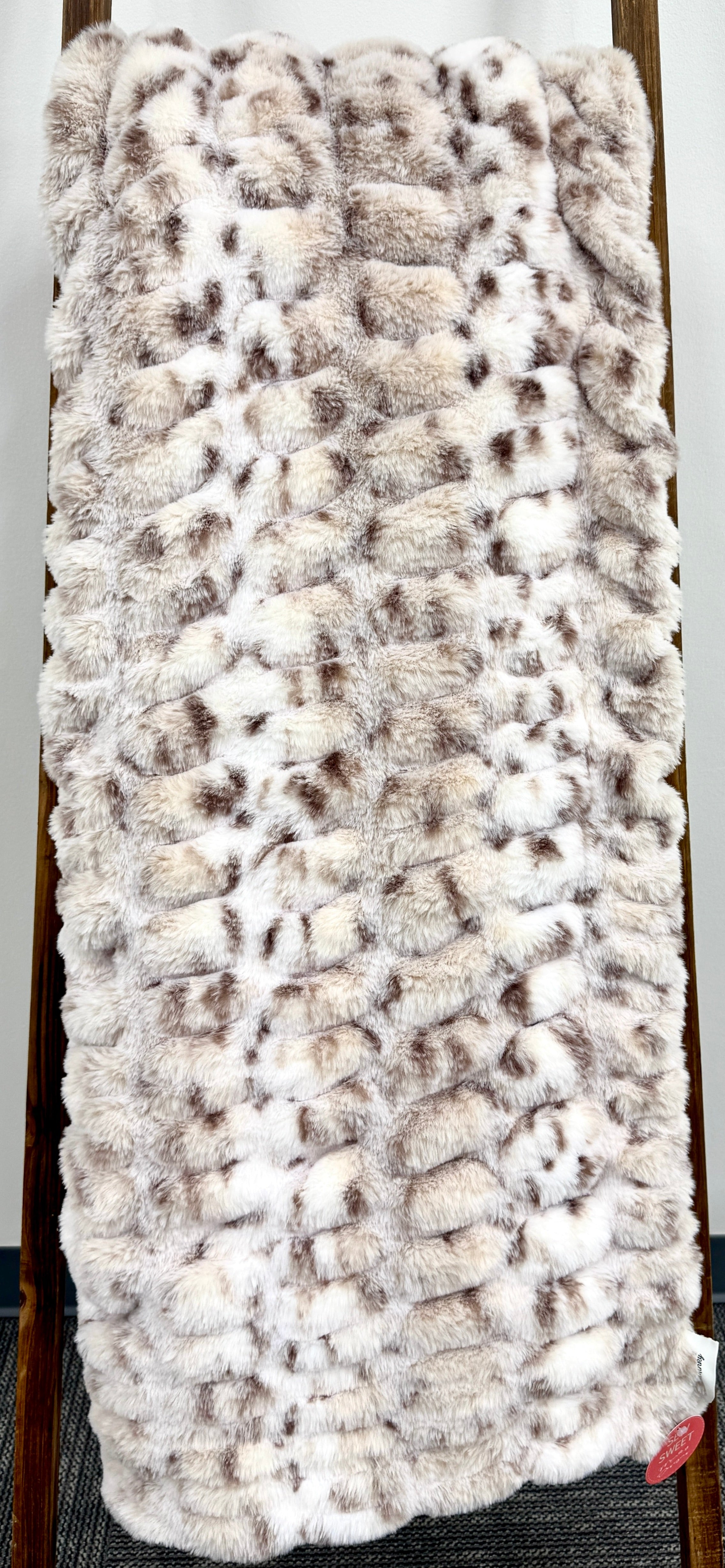 Milan Lynx Natural/Taupe Minky Blanket