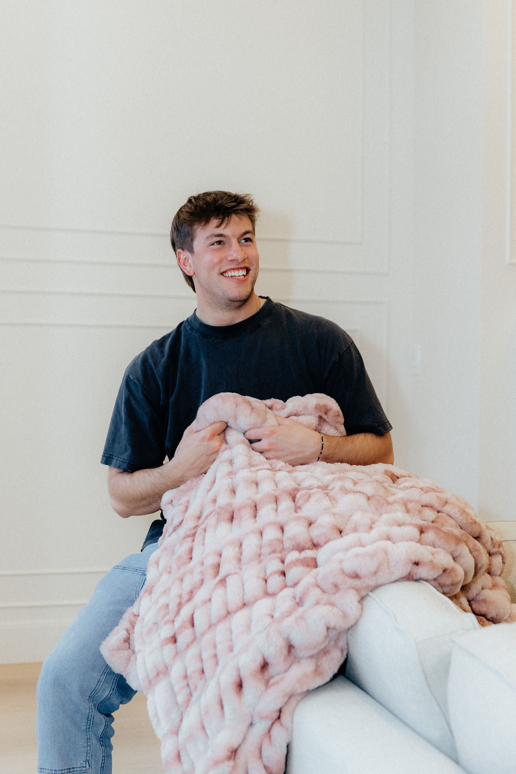 Milan Enzo Bellini Minky Blanket