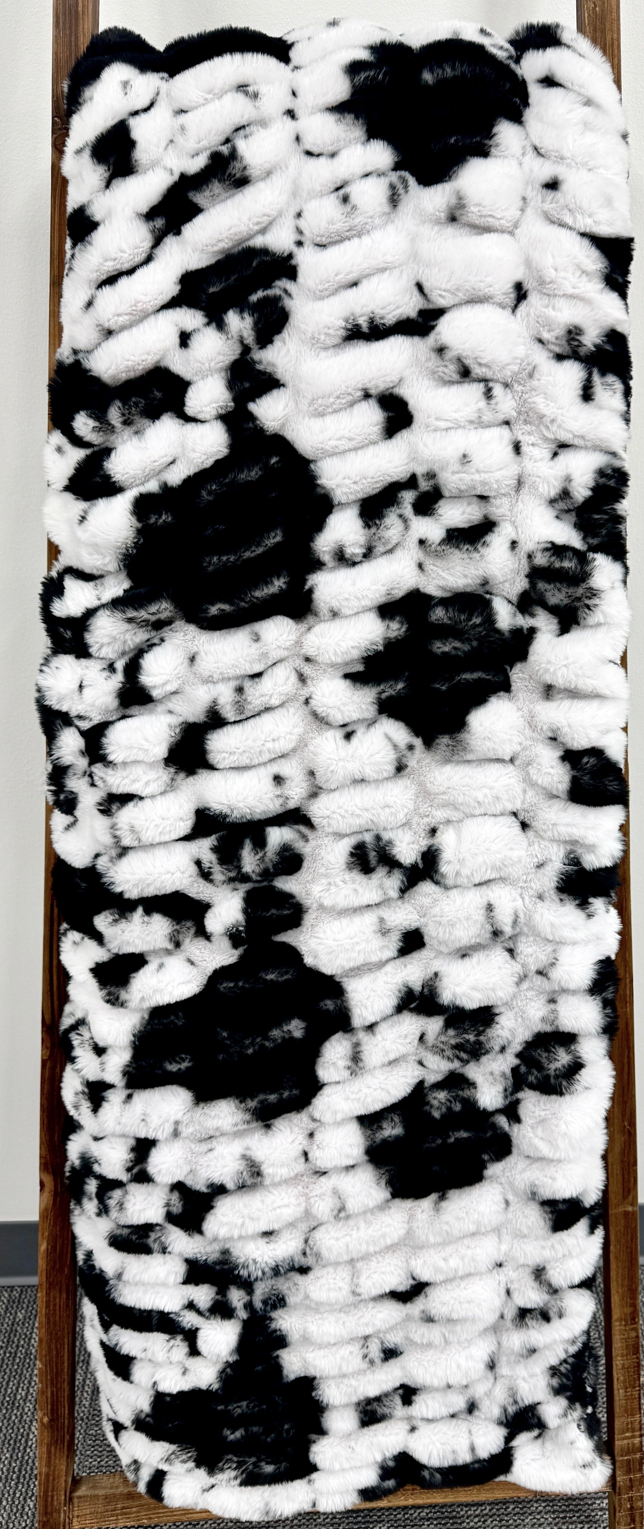 Milan Pony Bessie Minky Blanket