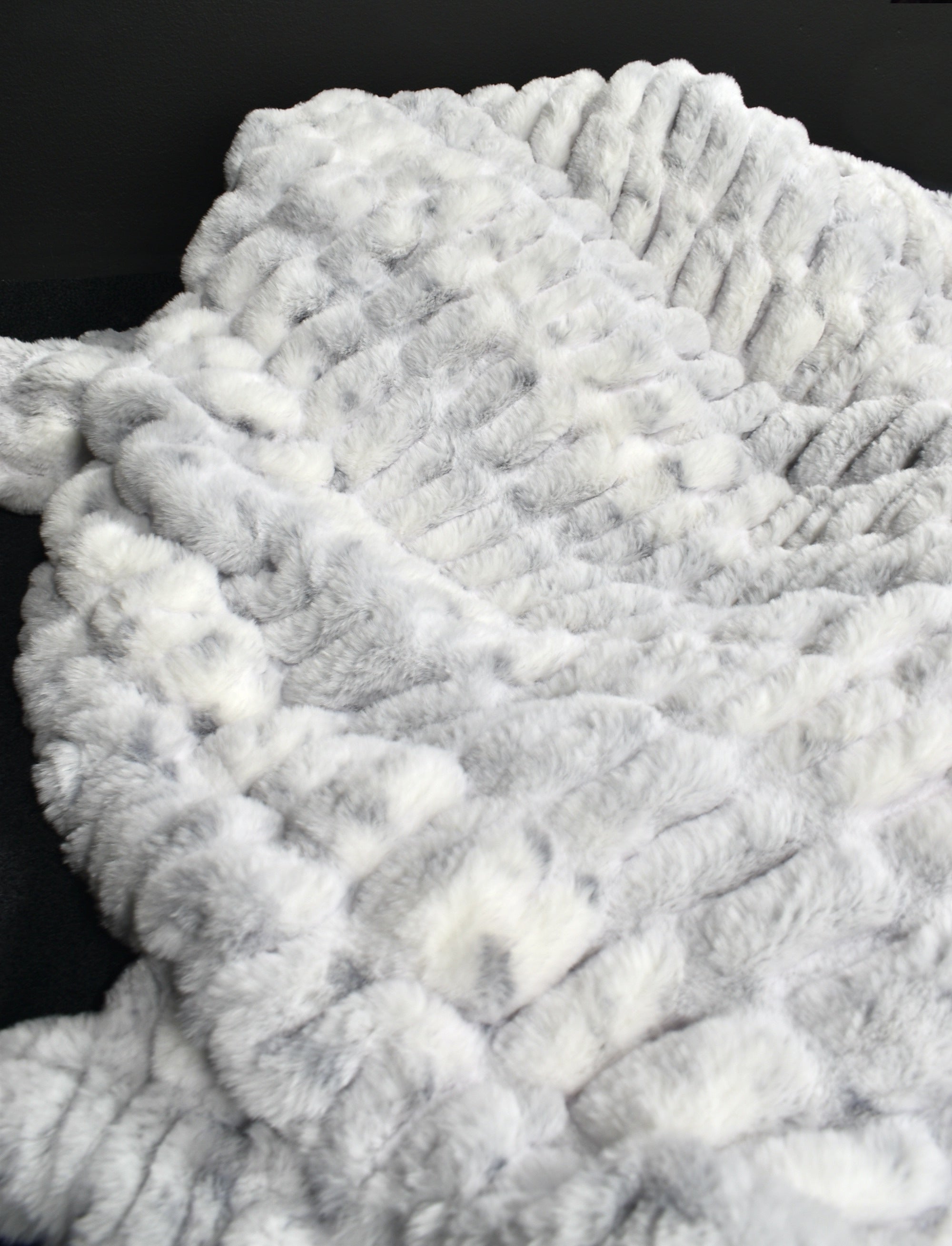 Milan Lynx Silver Minky Blanket