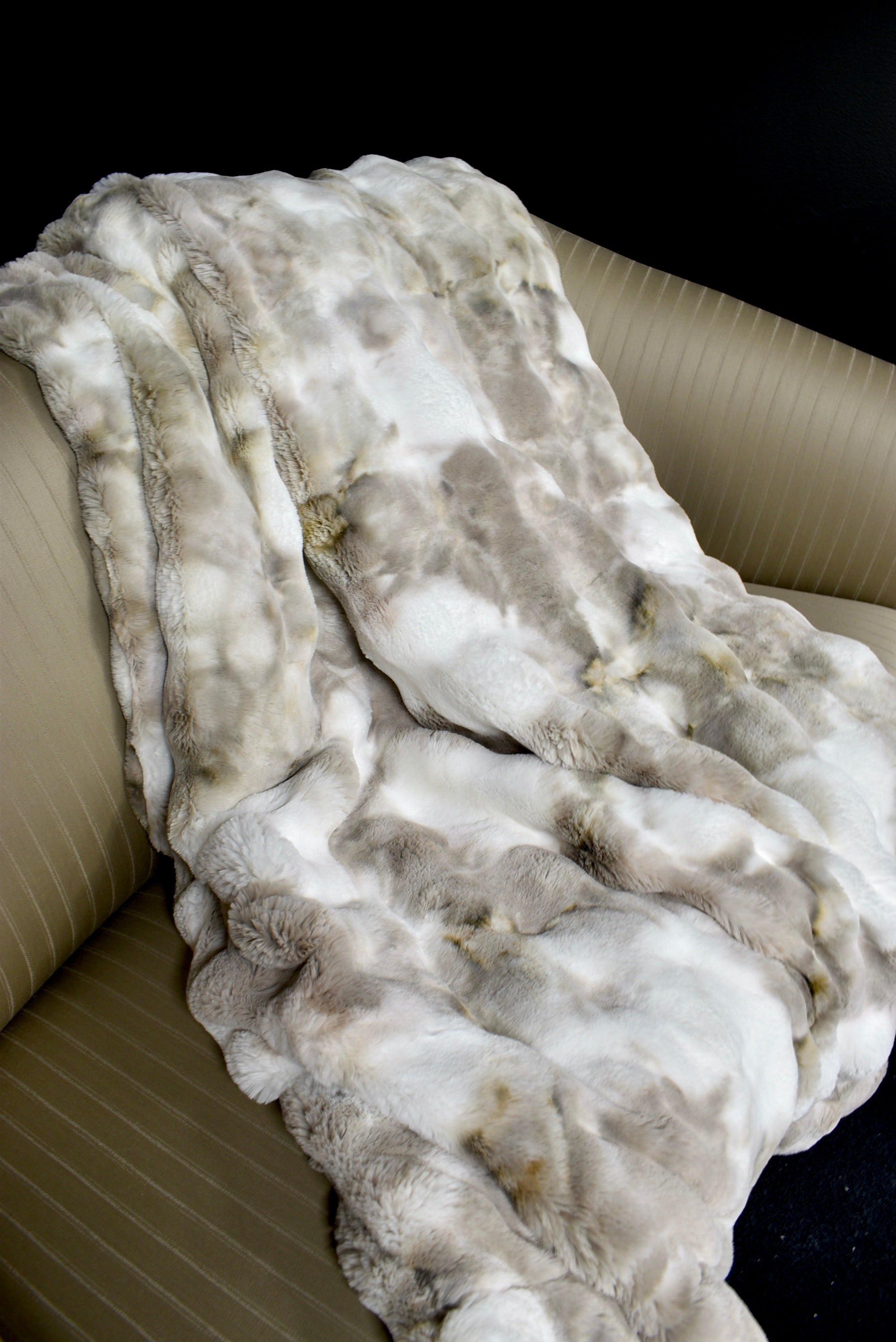 Sorbet Powderpuff Truffle Minky Blanket