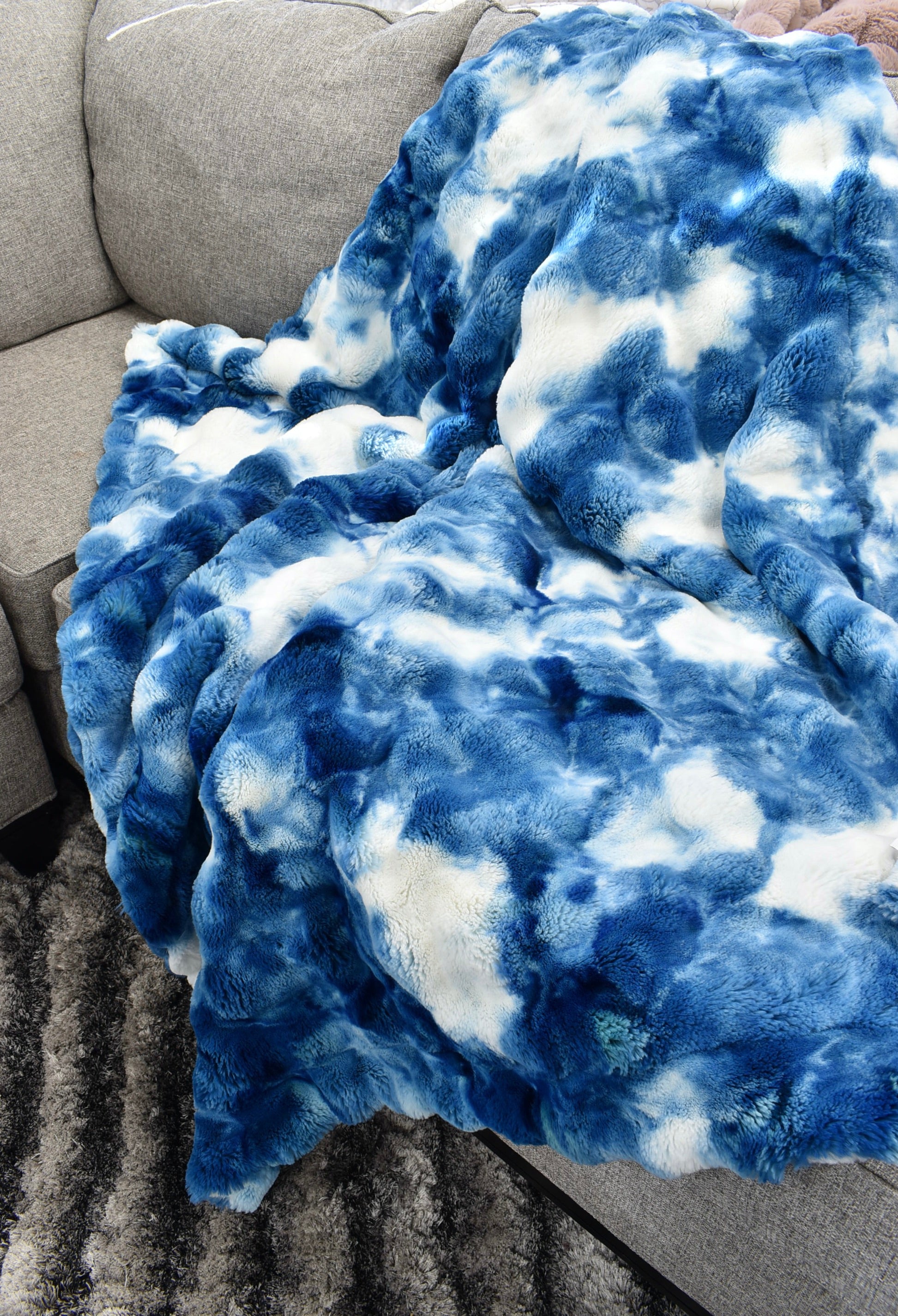 Sorbet Powderpuff Dark Sea Minky Blanket