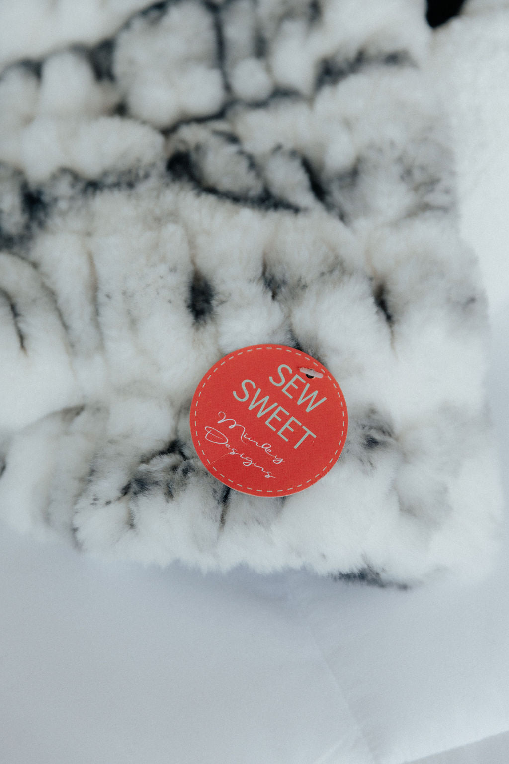 Milan Enzo Husky Minky Blanket