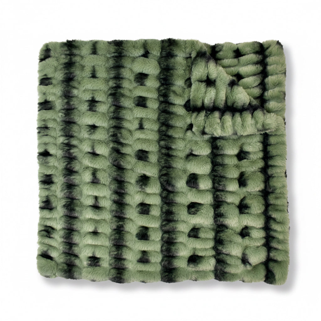Milan Luca Ivy Minky Blanket