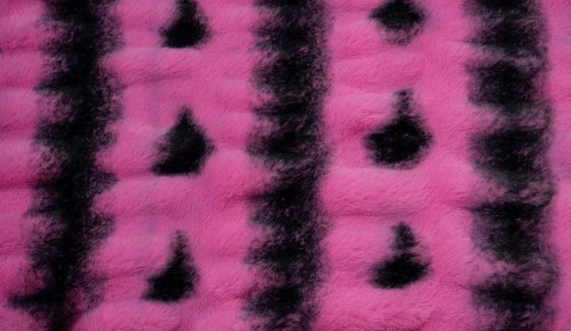 Milan Luca Think Pink