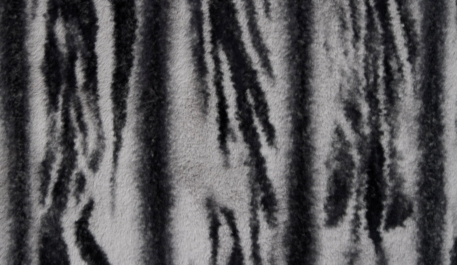 Nube Graphite / Black