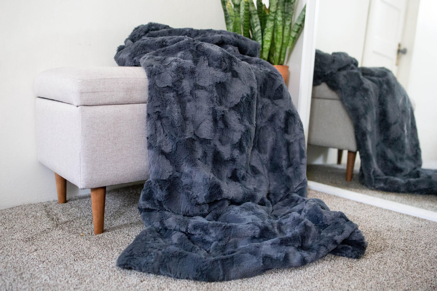 6 Stylish Ways to Display Minky Blankets on Your Couch - Sew Sweet Minky Designs