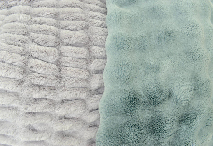 Milan VS Powderpuff: Which blanket should I get?