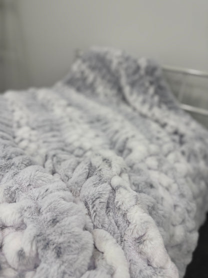 Milan Lynx Silver