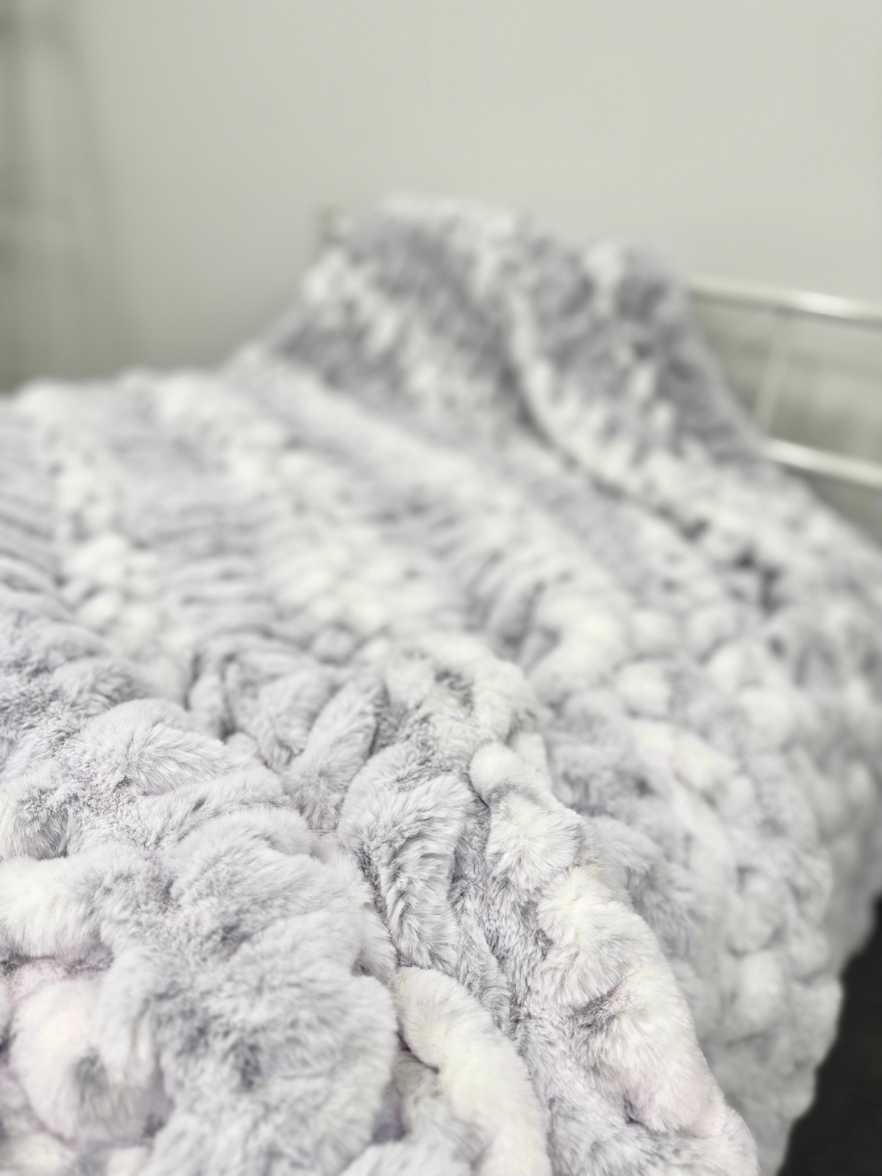 Milan Lynx Silver Minky Blanket