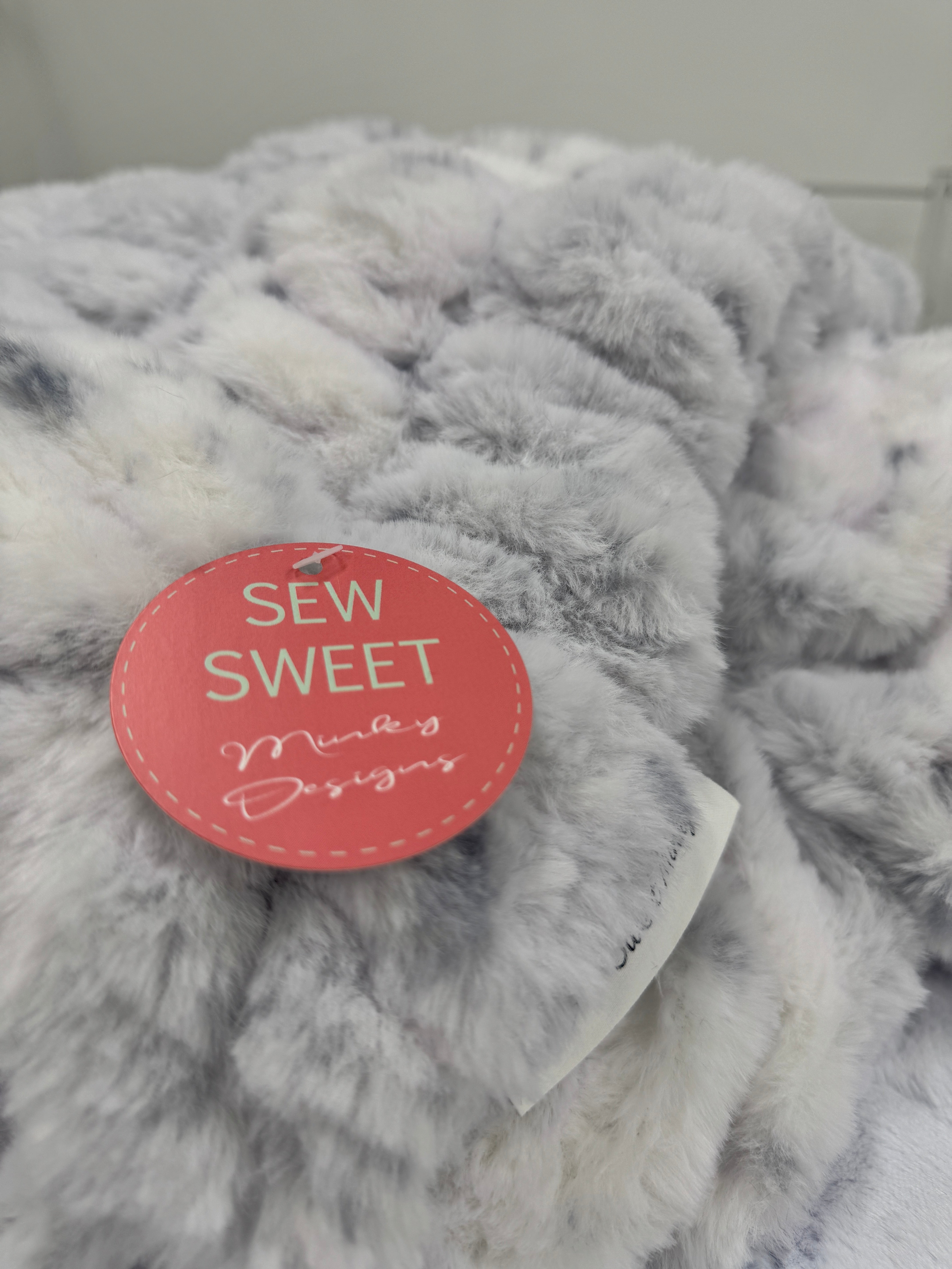 Milan Lynx Silver
