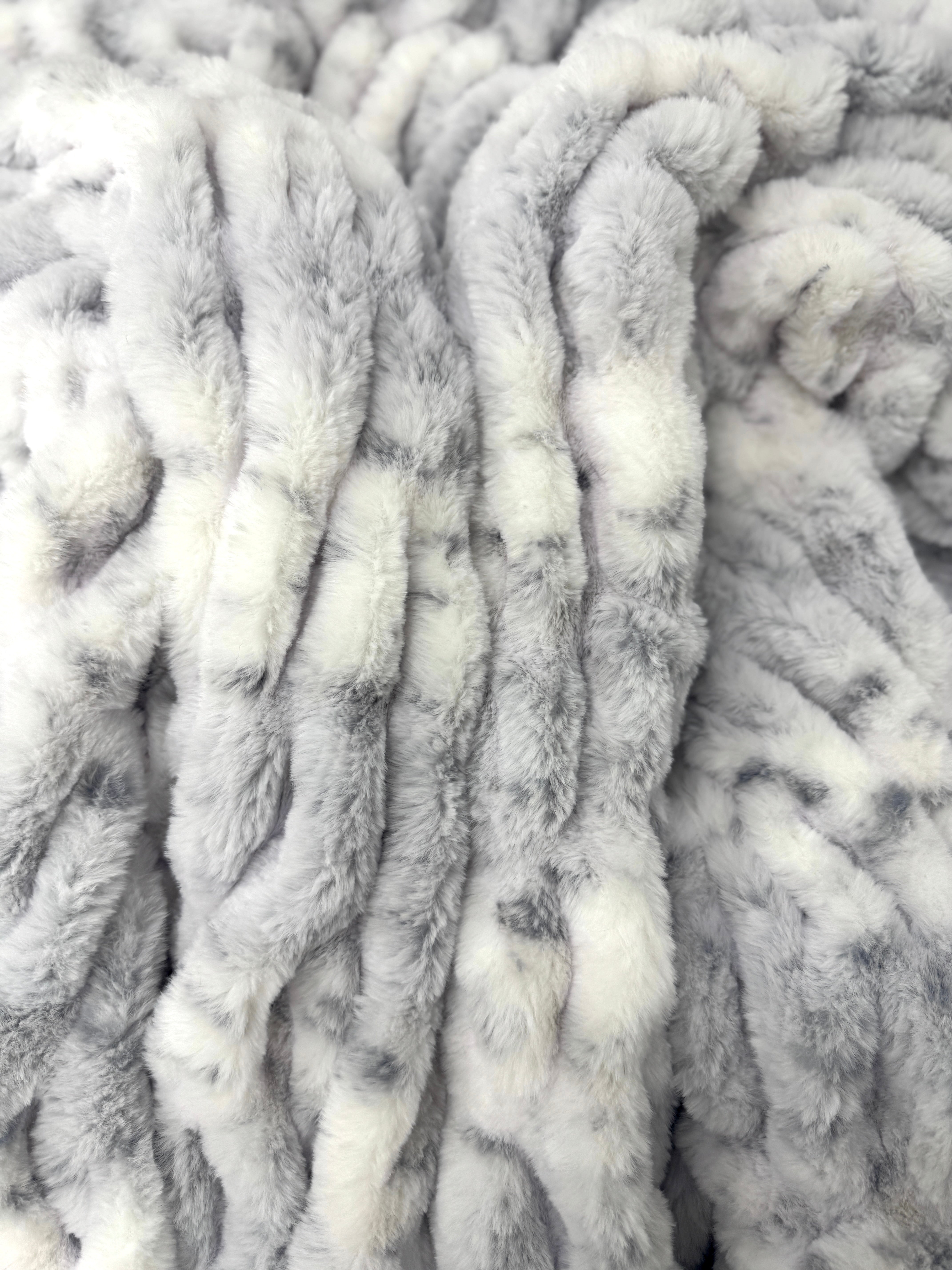Milan Lynx Silver Minky Blanket