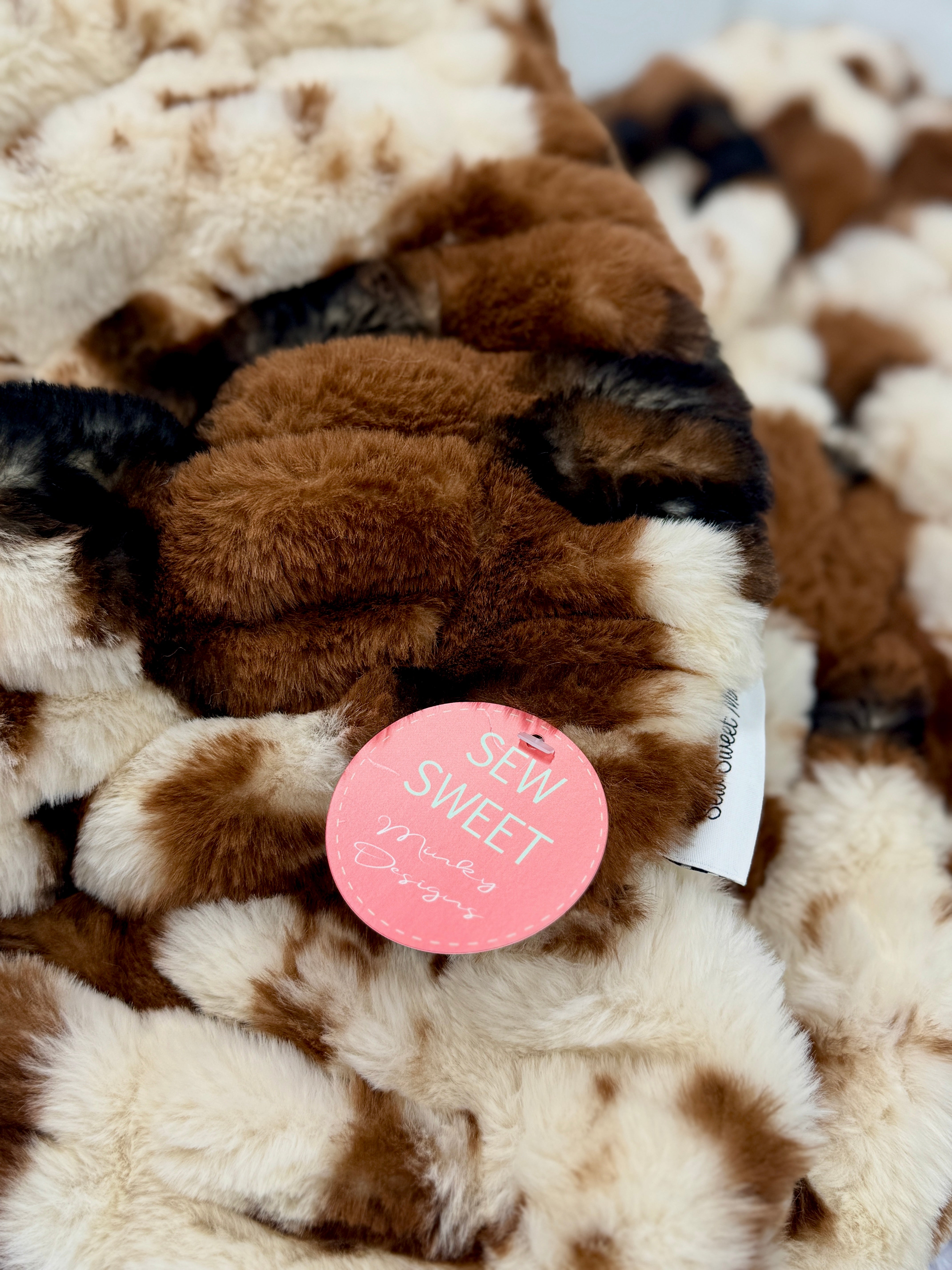 Milan Pony Ivory/Brown