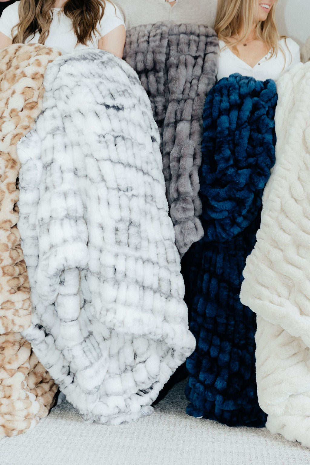 Milan Enzo Husky Minky Blanket