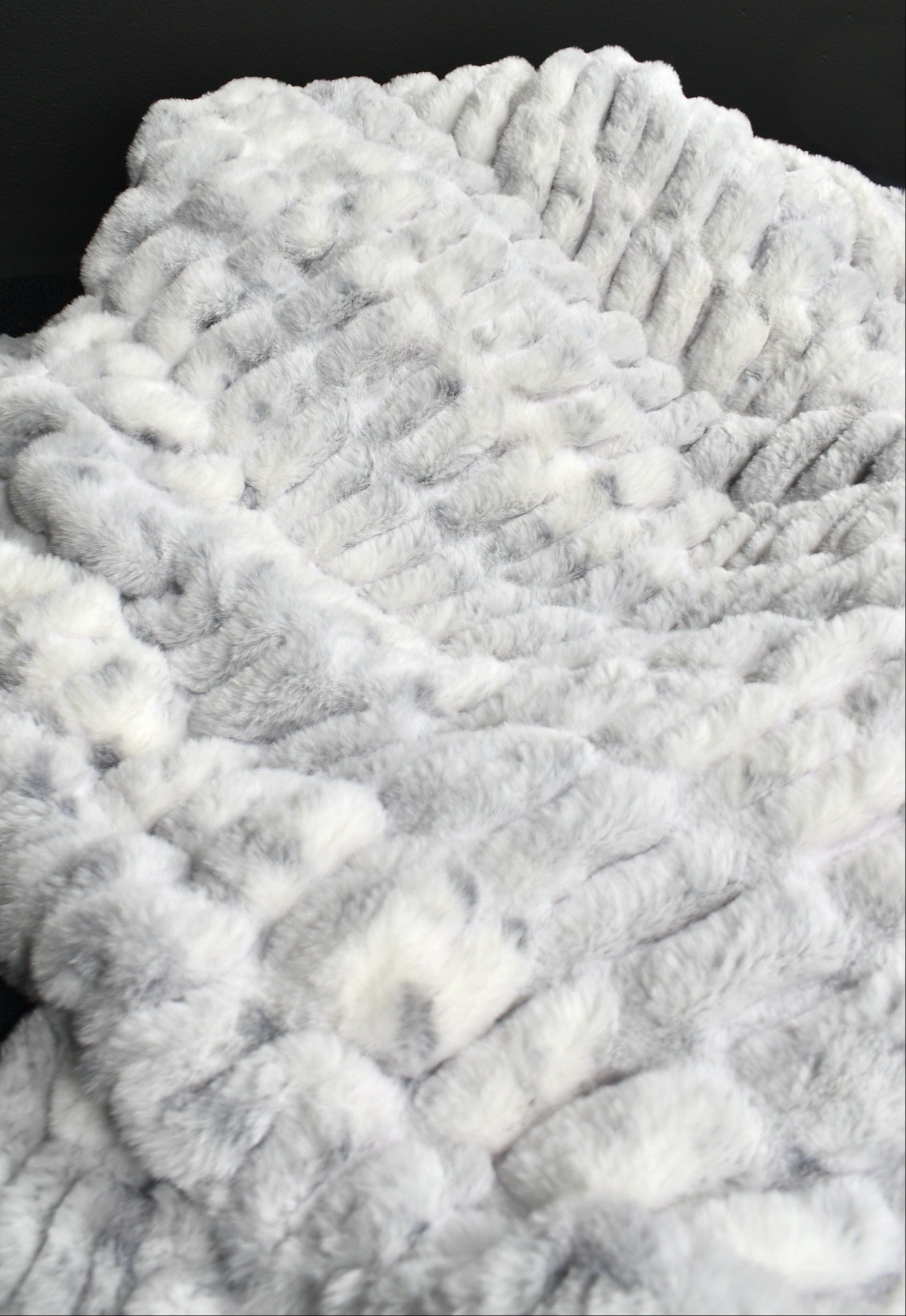 Milan Lynx Silver Minky Blanket