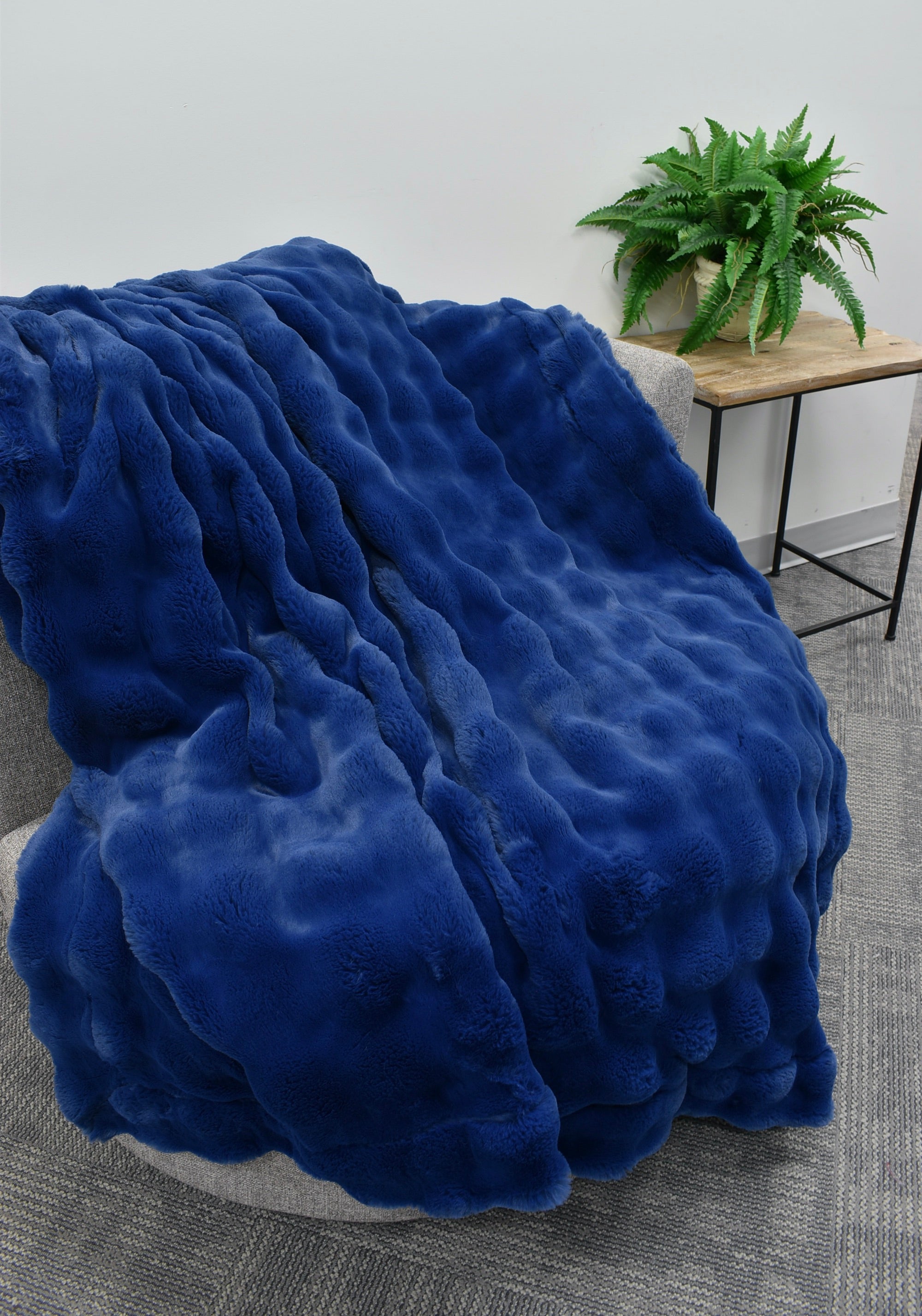 Powderpuff Midnight Minky Blanket