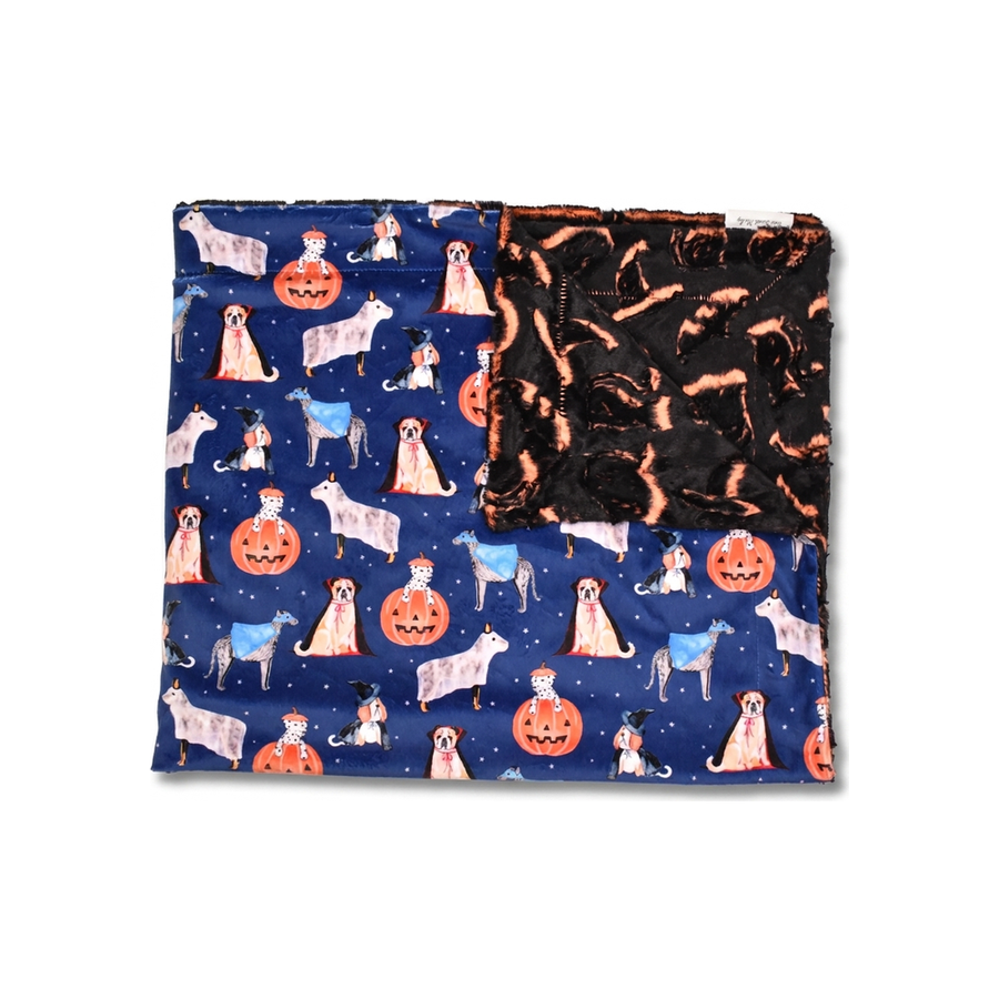 Howl-oween / Frosted Spooky Molten - Throw Embrace
