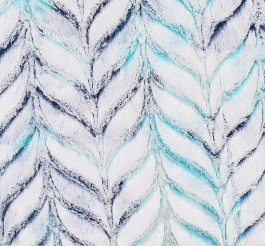 Prism Lily Surf's Up