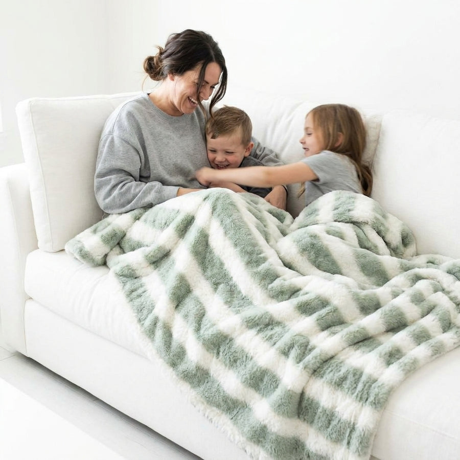 Arctic Chinchilla Ivy Minky Blanket